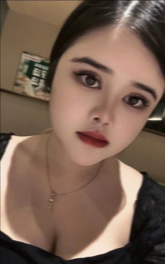 童颜巨乳妹妹