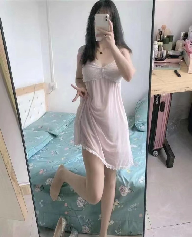 风骚大长腿小姐姐
