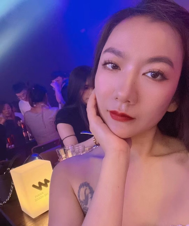 昆明长腿少妇
