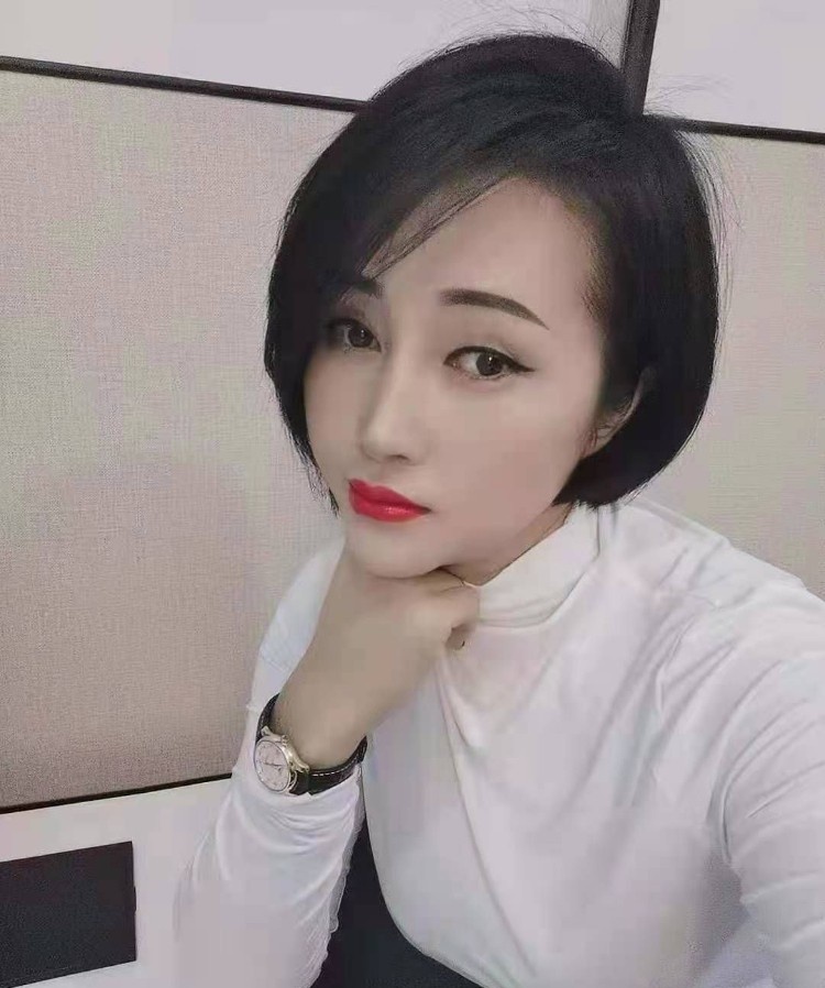 美女嘉丽