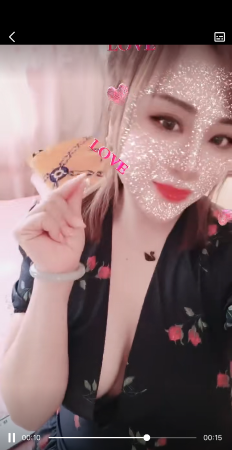 巨乳风骚诱惑