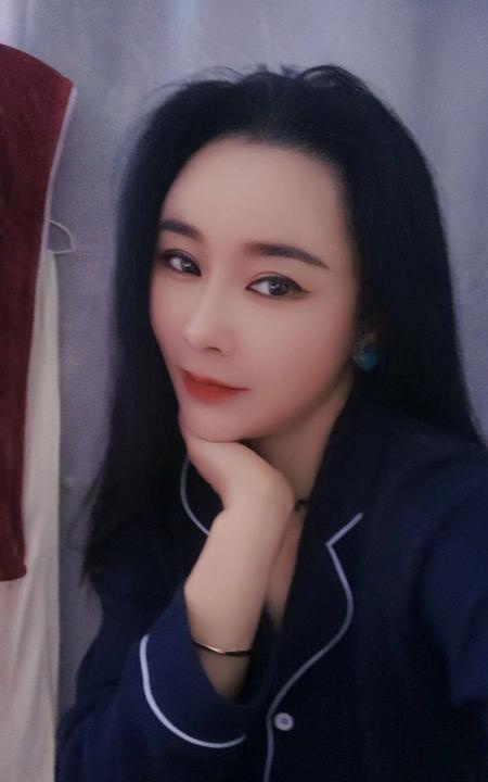 嘉兴月星曼妮