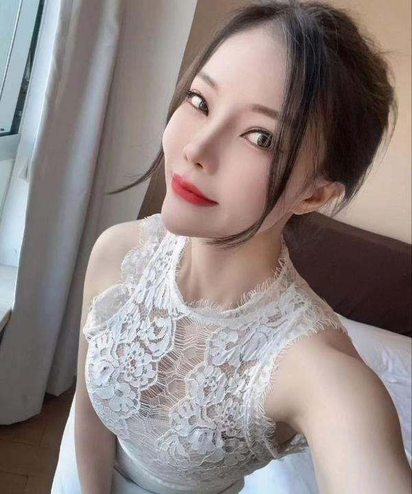 南山大冲性感骚货姐姐