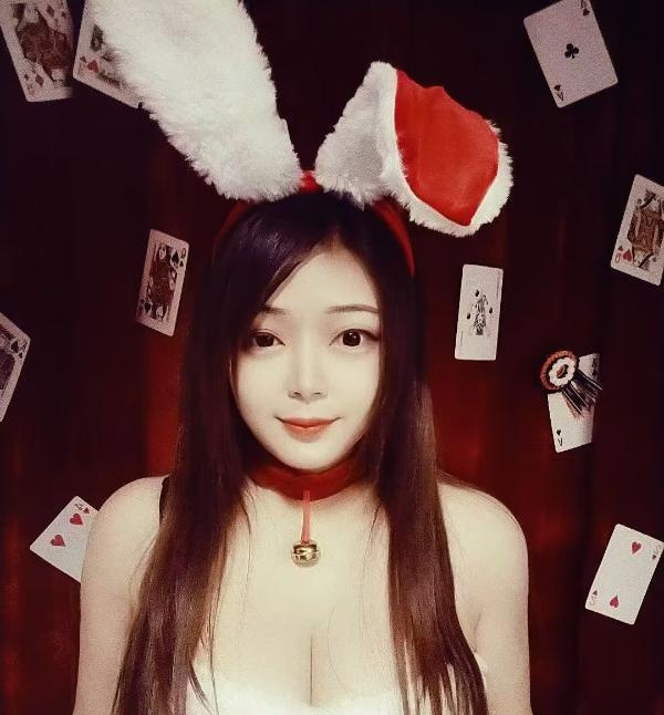 爆乳小鱼