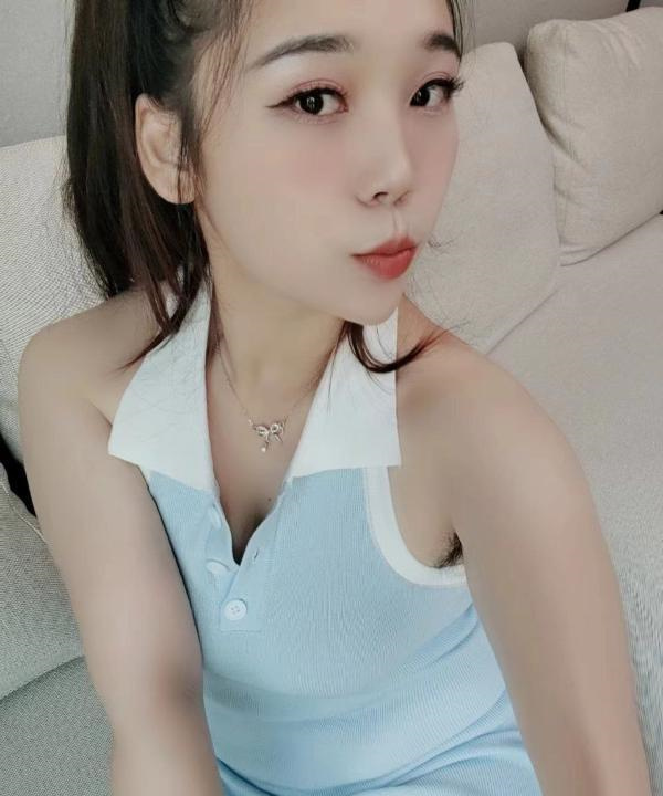 东莞翘臀雯雯
