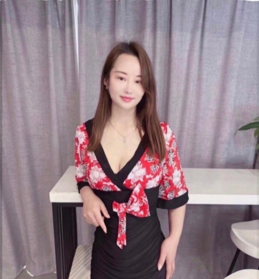 白云琳琳