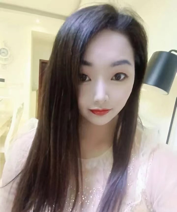 机场附近丰满软妹