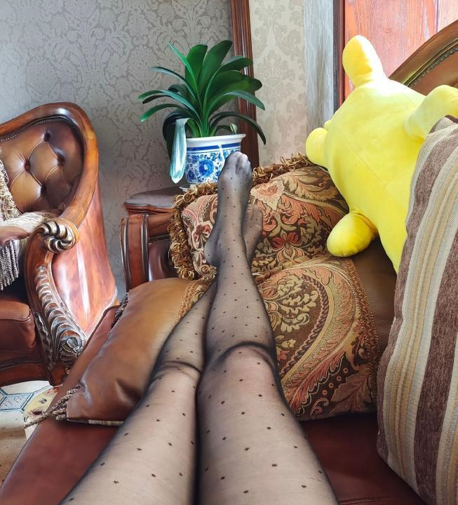 白云性感丝袜少妇