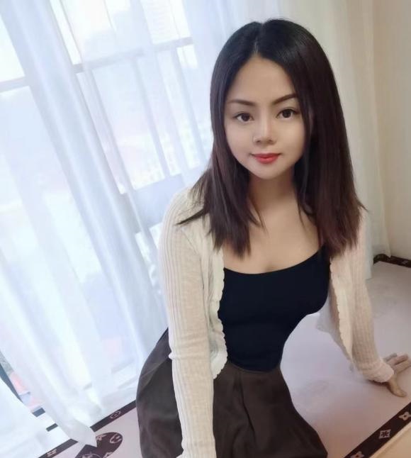 童颜巨乳芙蓉