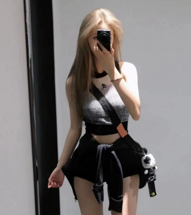平湖大胸小姐姐