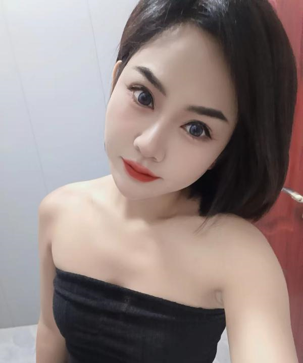 西城区嫩妹小桃子