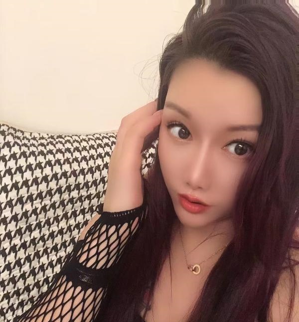 罗湖卡戴珊欣欣