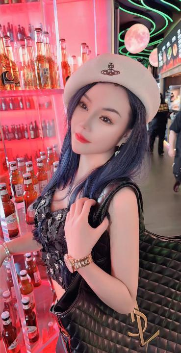 服务玫瑰女王