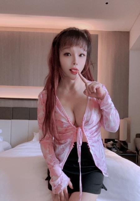 宝安红牌奶兔妹