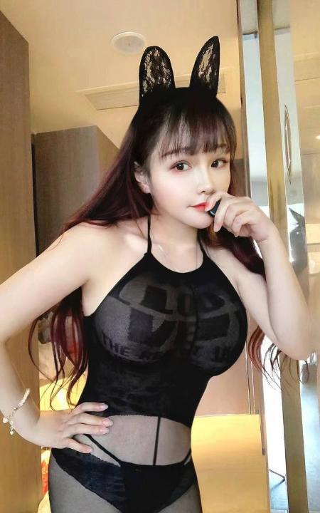 宝安红牌奶兔妹