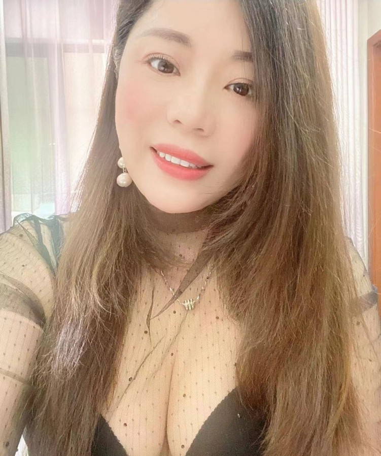 丰满多水的少妇