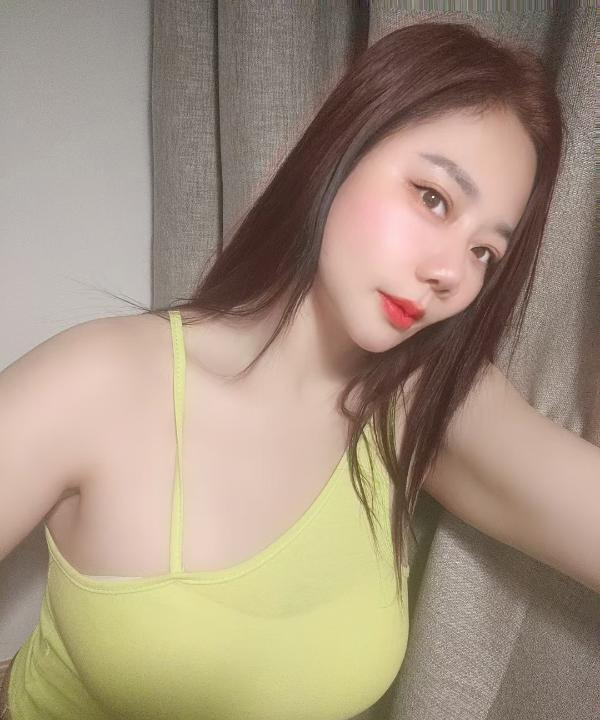 浦沿大胸妹