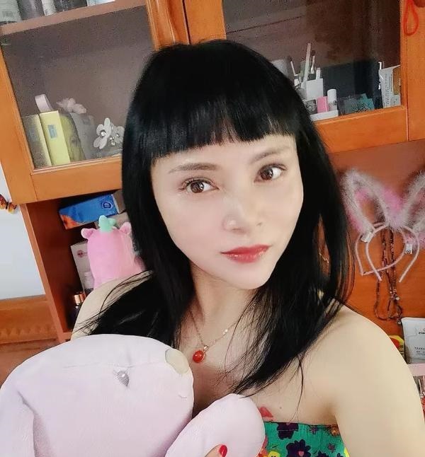 凤凰西街蝴蝶骚妇