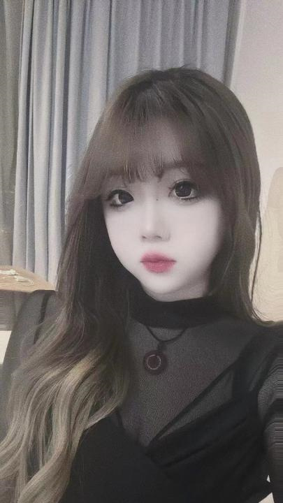 大胸美女媛媛