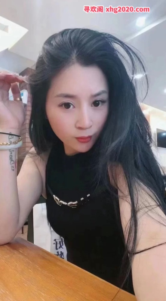 螺丝湾风骚小少妇