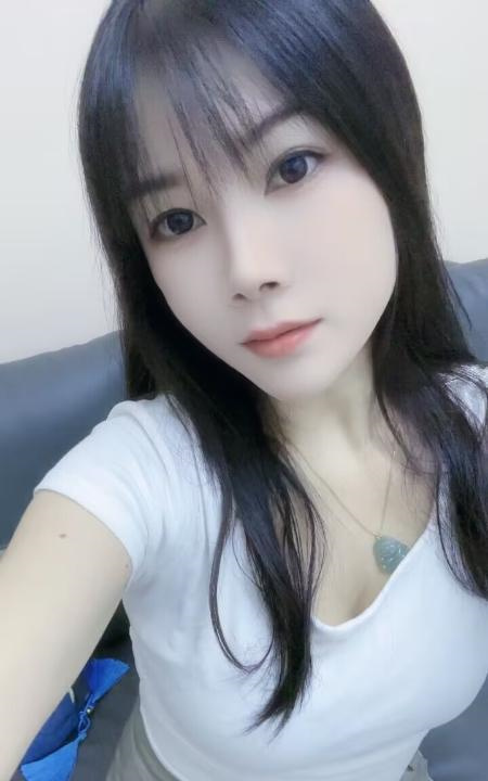 龙华小爱老师