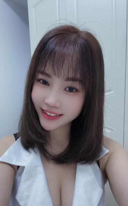大奶萌萌老师