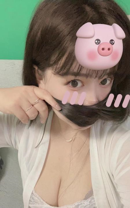 大咪咪绿叶宝宝
