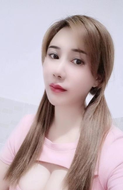 制服大奶婷婷