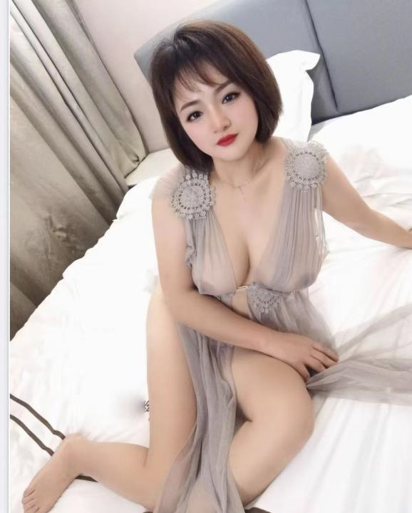 巨乳波霸朵儿