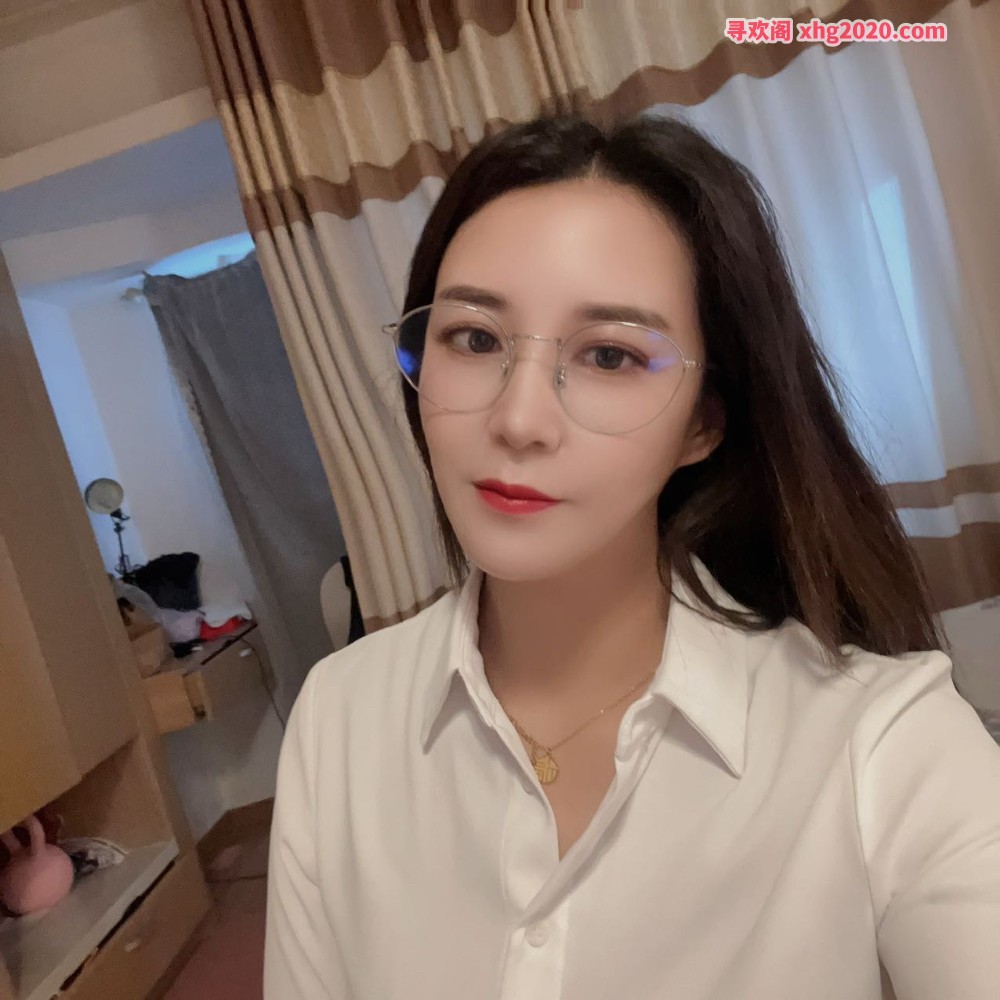 高新丝袜高跟气质少妇
