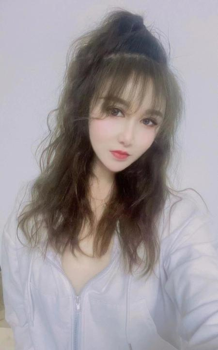桥北可爱大姐姐