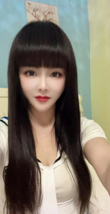 粉乳肥臀小月