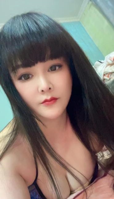 粉乳肥臀小月