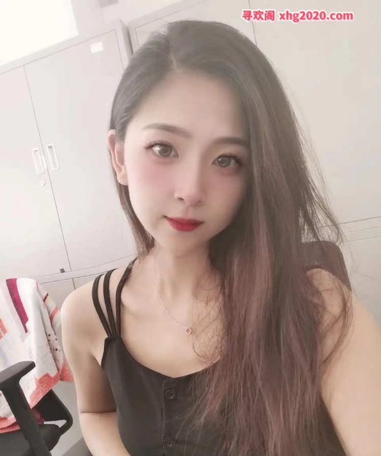 清纯小妹妹性感服务