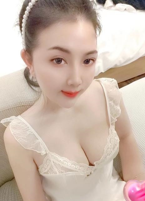 广州白裙妹朵朵
