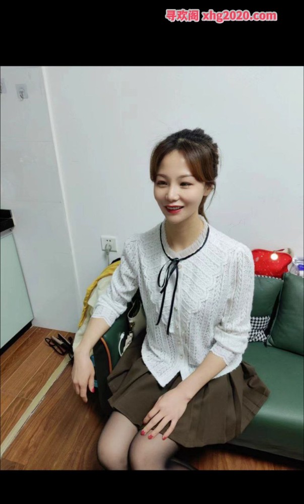 身材高挑的小少妇