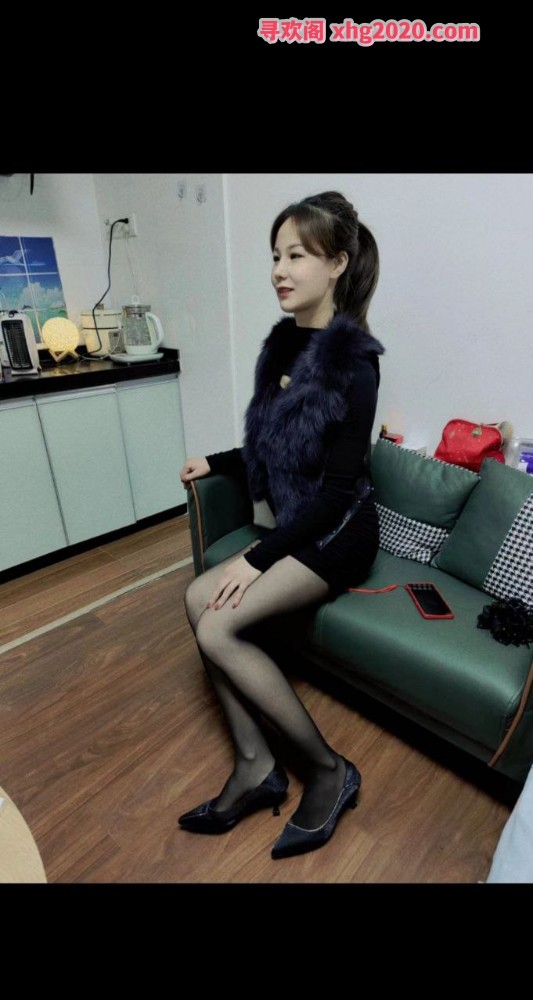 身材高挑的小少妇