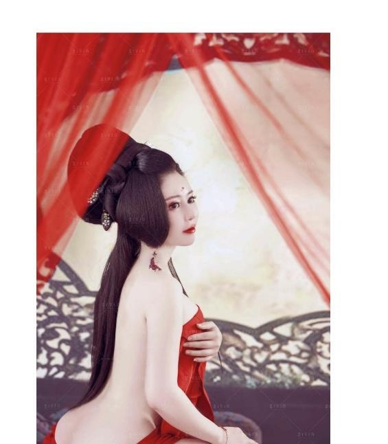 南山古装御姐