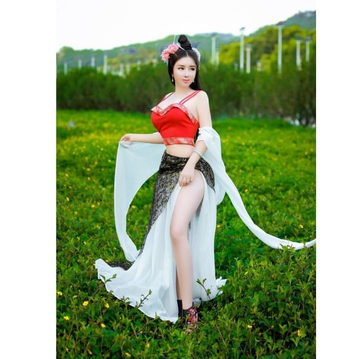 南山古装御姐