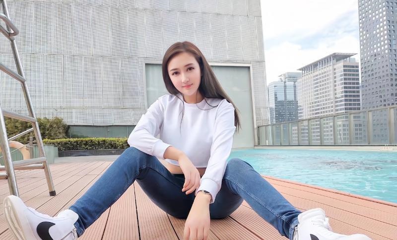 173cm长腿依依