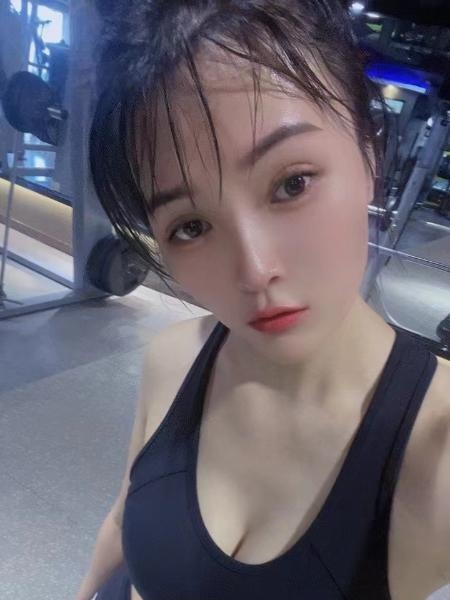 健身女孩娜娜