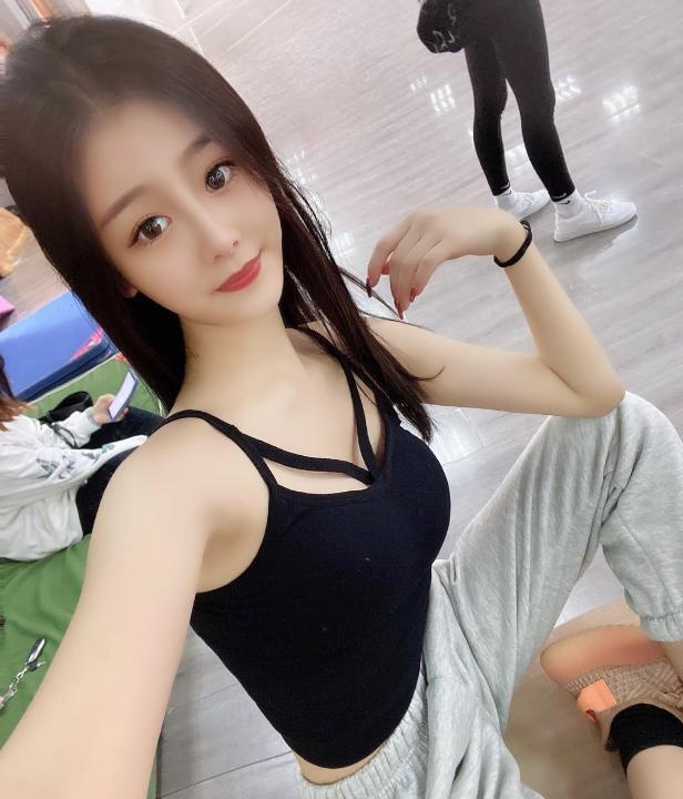 顶流服务妹妹草莓