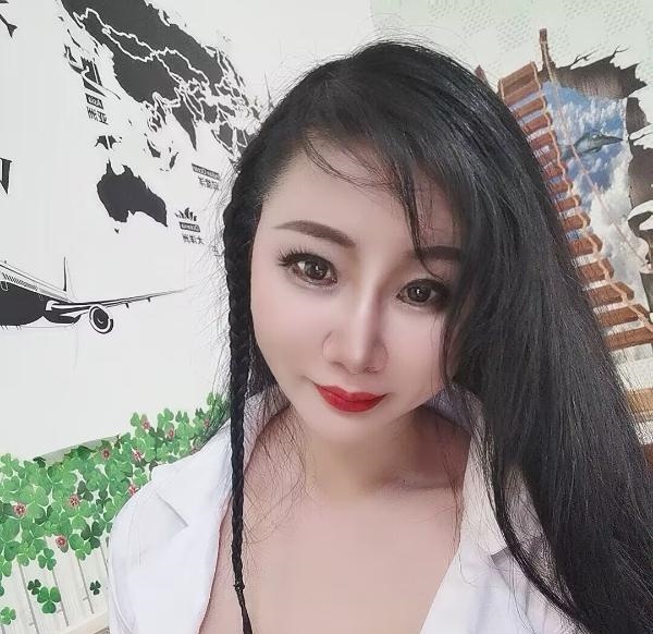 十里河大Bo腿精御姐