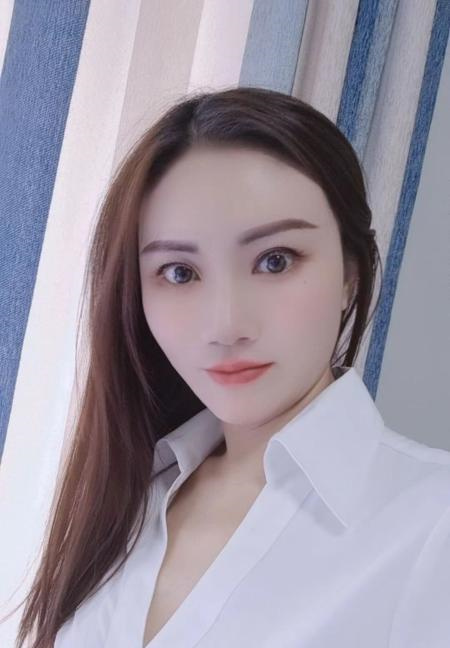 天心大胸少妇琳儿