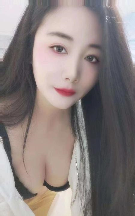 龙华静静