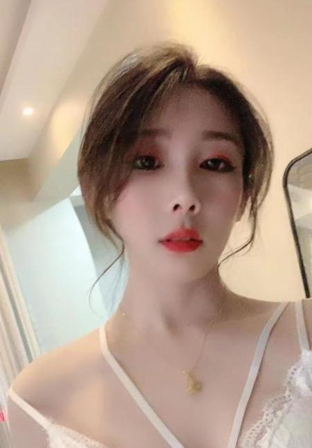 哈西狼女