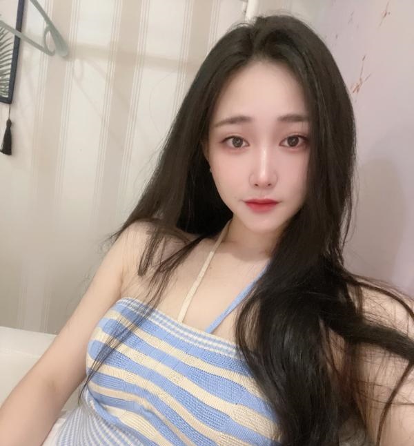 未央年轻嫩妹