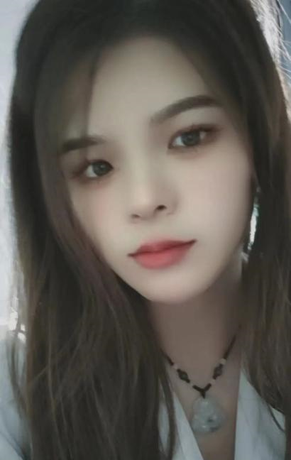 龙华小薇儿