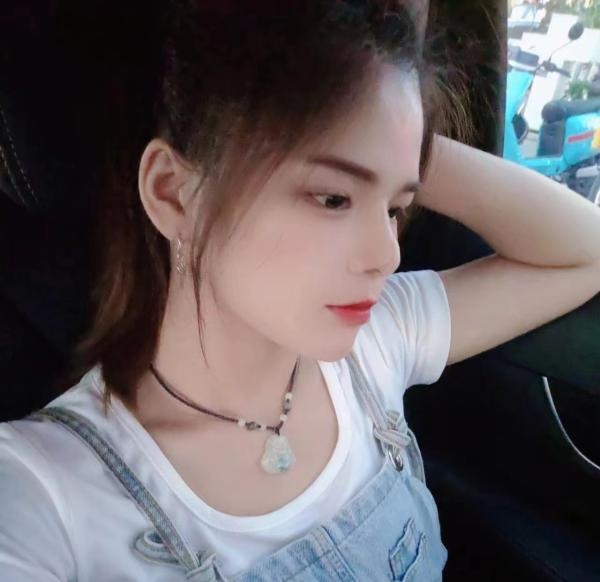 龙华小薇儿
