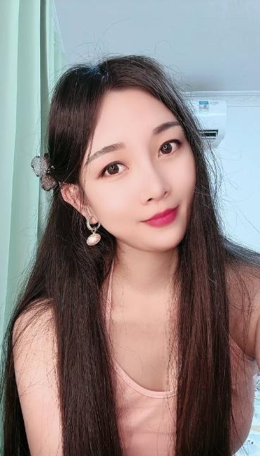 S型身材风骚妹子